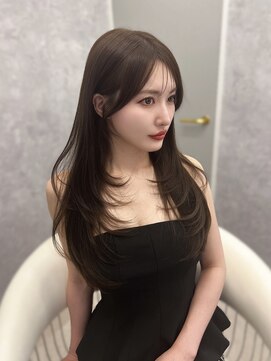 ヴェイナゴヤ(VEYY. nagoya) レイヤーカット/韓国/ザクザクレイヤー/ハイレイヤー/前髪顏周り