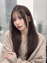 ロムーク 表参道(LOMKH)&nbsp;小顔ロングレイヤーカット顔周り秋グレージュカラー透明感カラー