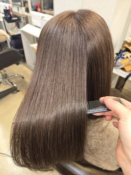 ワンスタイル(ONE STYLE)の写真/髪質改善カラーで話題の「メテオカラー」で白髪染めによるダメージもしっかりケア!自然な色味で魅力UP!