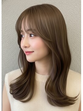 フィックス(FIX) 毛先に厚みを残したライン。まとまりを重視した潤いヘア