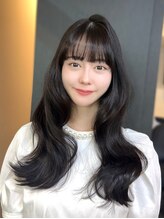 チェルシー 神戸(CHELSEA) ローレイヤーの巻き髪スタイル