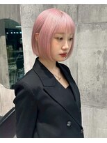 ワンズオゼ 渋谷(ONE's oze)&nbsp;ハイトーン/ダブルカラー/大人ガーリー/ダークアッシュ/似合わせ