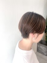ソソ(soso)&nbsp;大人ショートヘアハンサムショート前下がりショート30代40代50代