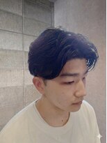 ワンワンオー バーバーショップ コンチネンタル(@110 BARBER SHOP continental)&nbsp;韓国風センターパートツーブロック