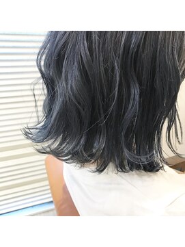 レンク(LENC) Coast.暗髪×クリアアッシュ×前下がりボブ×ネイビーブラック