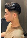 サイドグラデーション七三分けフェードカット
