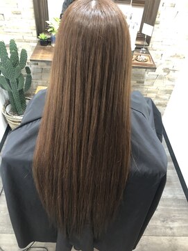 アトリエナガノ(atelier nagano) ニュアンスカラー/センターパート/ツヤ髪スタイル/ブルージュ