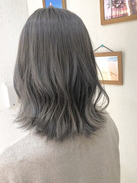 カーフリヘア ウル 千葉店(Kahuli hair Ulu) 代表RYUKA×プラチナアッシュ