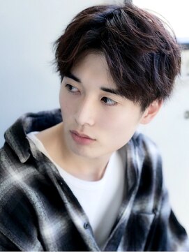 ディッセンバー 神宮前(December) 【laundry】ショートセンターパート/ニュアンスパーマ