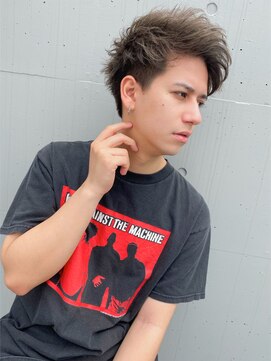 ルービック 京橋(Rubik's) 刈り上げ束感アップバング