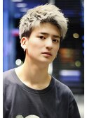 ナチュラルフェードツーブロックベリーショートハイトーン爽やか