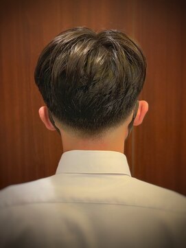 ヒロギンザ 八重洲店(HIRO GINZA) センターパートフェード