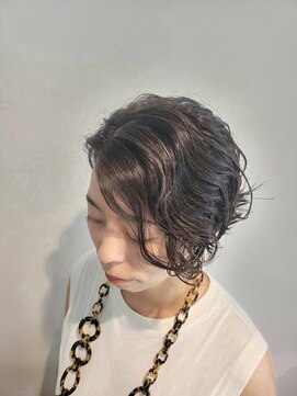 ククー ヘアーアンドメイクアップ(COU COU) エッジ・ショート
