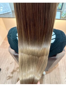 アスール(AZUL) aujuaで艶髪