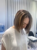 ブランコトレス 烏山店(BLANCO tres) 切りっぱなしボブ×ハイライト