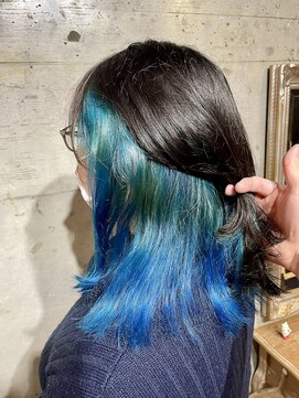 ミーツ バイ カシェート 武蔵藤沢店(meets by cachette) インナーカラー 青緑