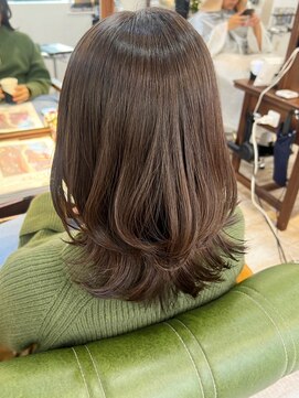 マリアバイアフロート(Maria by AFLOAT) 【山田】バッサリカットくびれレイヤーミディアム