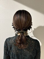 ベルバイリトル(belle by little)&nbsp;ローポニーアレンジ