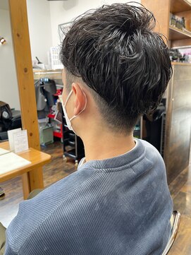 チームボス(Team BOSS) 直毛の方におすすめ!!朝のスタイリングが簡単!!ニュアンスパーマ