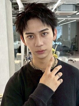 ファルベ(Farbe) フェザーパーマ/サーフカール/刈り上げセンターパート/波巻き