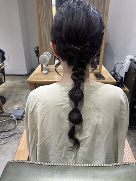 【buZonブゾン】　髪飾りなし玉ねぎ編み下ろしアレンジ