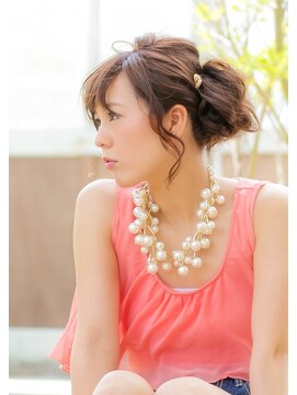 ピケ(pique) ふんわりまとめ髪