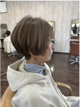 エムバランス(M.Valance) 白髪ぼかしでオシャレカラー