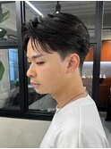 テーパーフェードニュアンスパーマ刈り上げセンターパートメンズ