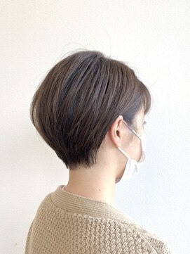 ロルド シェリ(Rold Cheri) 襟足スッキリショートボブ【Rold 金森】