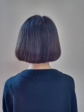 シャンディア(SHANDIA) 前下がりボブ