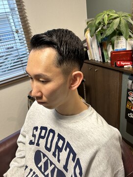 ヨシカット(Yoshi_cut) フェードカット