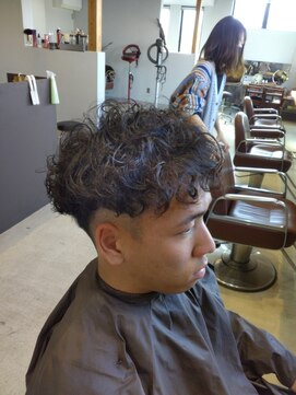 プリム ヘアワークス(prime hair works) スペインカール