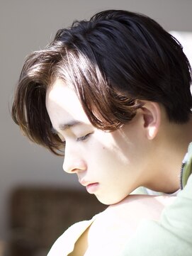 フリーラ 横浜(freera) ウルフカットスパイラルパーマツイストパーマニュアンスパーマ