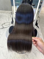 ロンドルーチェ 心斎橋(Lond luce)&nbsp;ダークアッシュ/ミディアムレイヤーカット［髪質改善/縮毛矯正］