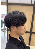 刈り上げツーブロック波巻きスパイラルパーマメンズマッシュ
