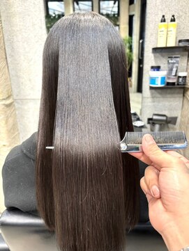 オーバー 三軒茶屋(OVER→) 【オーバー三軒茶屋】髪質改善/縮毛矯正口コミ人気第１位◎