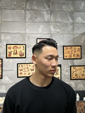 フランクスバーバーリベラルド 横浜(FRANK'S BARBER LIBERALD) フェードサイドパートスタイル　Ｓ