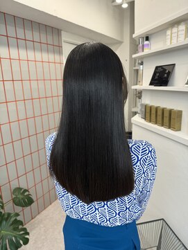 ペレ 栄 アネックス(PELE栄ANNEX) 韓国 くびれロング レイヤー ワンホンヘア 小顔前髪