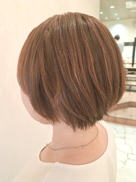 シキオリ(SHIKIORI) 髪質改善ストレート×ショートボブ