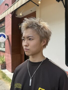 チャプター 問屋町(chapter) ミルクティーベージュスパイキーショートアップバング眉毛カット