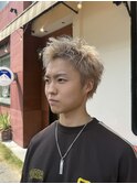ミルクティーベージュスパイキーショートアップバング眉毛カット