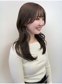 ダークグレージュ 顔周りカット くびれヘア 艶髪