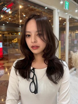 ザシェノンウメダ(THA CHAINON UMEDA) イメチェン/ピンクベージュ/アンブレラカラー/前髪/心斎橋