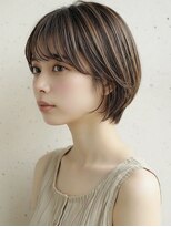 ウィールール 札幌店(WE RULE)&nbsp;20代30代 大人可愛い丸みショート×白髪ぼかしハイライト