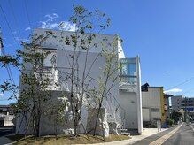 ギフト(Gift)の雰囲気（白い外観が目印です。［一関］［髪質改善］［ヘッドスパ］）