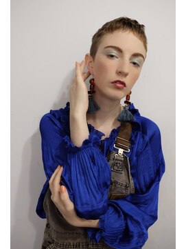 ユヌ(UNU) 【EMA Style】ベリーショート♪