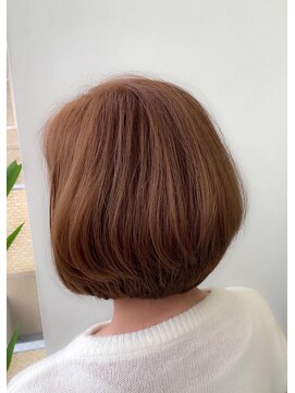 アヴソリューク(Absoluk) ショートボブ×ブルーアッシュ