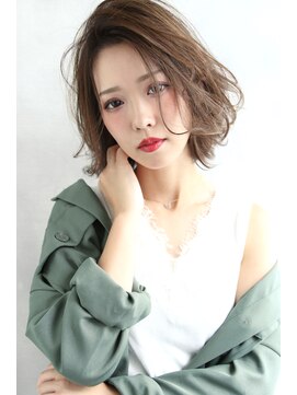 ラエティス(Laetus) 大人マニッシュボブ/グレージュ/外国人風/ナチュラルハイライト