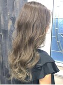 ハイトーングレージュカラー