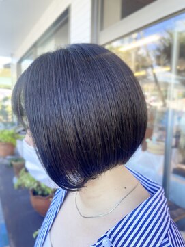 アンジェリカ(Angelica Total Beauty Lifestyle Design) 暗髪ネイビーカラー